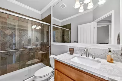 25901 NE 1st Place, Sammamish, WA 98074 - Photo 19
