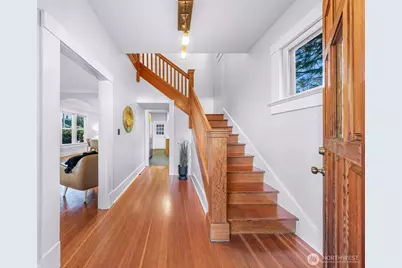 2429 Spruce St, Bellingham, WA 98225 - Photo 7