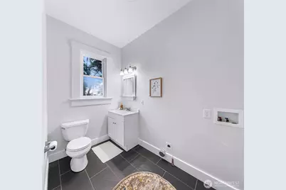 2429 Spruce St, Bellingham, WA 98225 - Photo 25