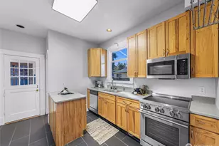 2429 Spruce St, Bellingham, WA 98225 - Photo 17