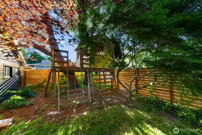 2429 Spruce St, Bellingham, WA 98225 - Photo 35