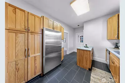 2429 Spruce St, Bellingham, WA 98225 - Photo 19