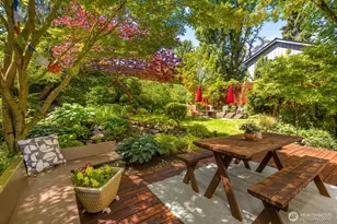 8819 Ashworth Ave N, Seattle, WA 98103 - Photo 7