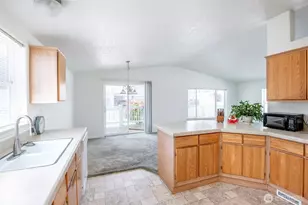 10503 197th St E, Graham, WA 98338 - Photo 17