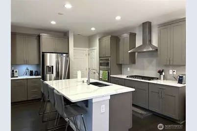 19019 123rd Place SE, Renton, WA 98058 - Photo 3