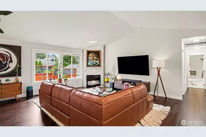 4610 S 160th Street S, Tukwila, WA 98188 - Photo 9