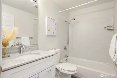 12323 NE 97th Street #M, Kirkland, WA 98033 - Photo 13