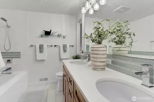 8817 NE 124th St, Kirkland, WA 98034 - Photo 13