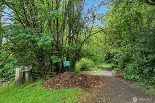 8817 NE 124th St, Kirkland, WA 98034 - Photo 35