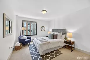 1105 Spring St, Seattle, WA 98104 - Photo 11