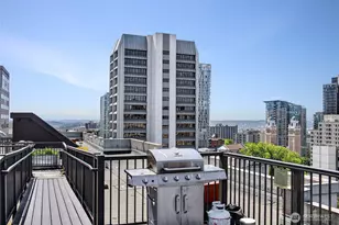 1105 Spring St, Seattle, WA 98104 - Photo 21