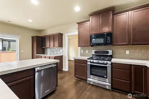 4411 S 330th Pl, Federal Way, WA 98001 - Photo 11