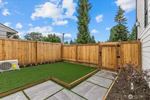 11709 Roosevelt Way NE, Seattle, WA 98125 - Photo 39