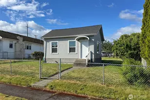1532 W 5th St, Port Angeles, WA 98363 - Photo 1