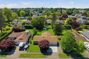 1428 Loraine St, Enumclaw, WA 98022 - Photo 3