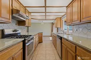 1428 Loraine St, Enumclaw, WA 98022 - Photo 15
