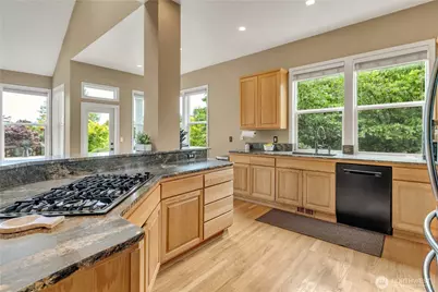 1828 Mariner Circle NE, Tacoma, WA 98422 - Photo 7