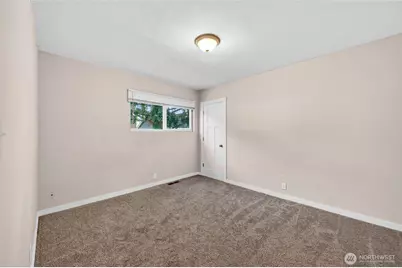 6831 S Yakima Avenue, Tacoma, WA 98408 - Photo 15
