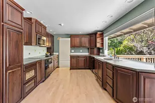8710 61st St W, University Place, WA 98467 - Photo 23