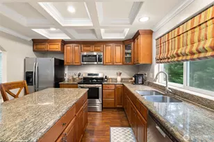 25054 235th Ct SE, Maple Valley, WA 98038 - Photo 13