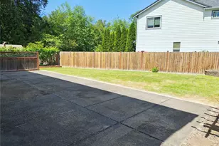 18221 SE 260th Pl, Covington, WA 98042 - Photo 11