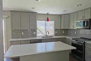 18221 SE 260th Pl, Covington, WA 98042 - Photo 9