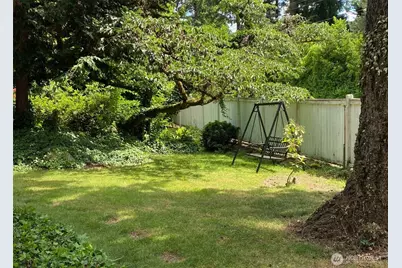 9100 Lake Washington Boulevard NE, Bellevue, WA 98004 - Photo 3