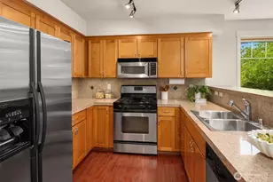 1621 E Spring St, Seattle, WA 98122 - Photo 7