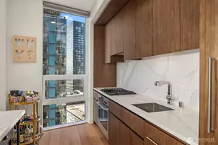 121 Stewart St, Seattle, WA 98101 - Photo 9