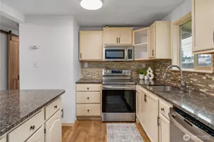 6621 S Pine St, Tacoma, WA 98409 - Photo 9
