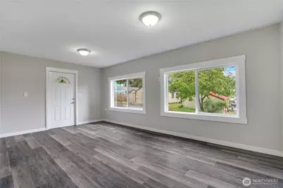 325 N Cambrian, Bremerton, WA 98312 - Photo 13