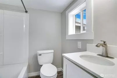 325 N Cambrian, Bremerton, WA 98312 - Photo 23