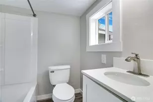 325 N Cambrian, Bremerton, WA 98312 - Photo 23