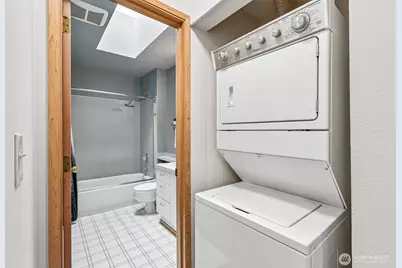 7226 NE 171st Lane, Kenmore, WA 98028 - Photo 19