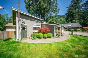 37418 W Lake Walker Dr SE, Enumclaw, WA 98022 - Photo 5