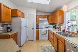 28454 SE 168th Ave, Kent, WA 98042 - Photo 9