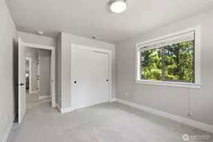 12048 SE May Creek Park Dr, Newcastle, WA 98056 - Photo 25