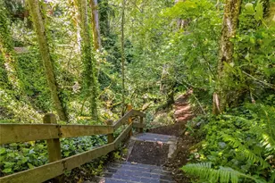 15015 SE 46th Pl, Bellevue, WA 98006 - Photo 37