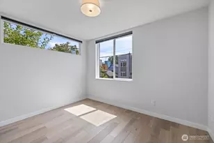 2440 NW 60th St, Seattle, WA 98107 - Photo 9