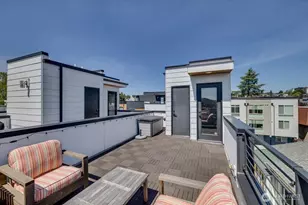 2440 NW 60th St, Seattle, WA 98107 - Photo 25
