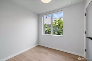 2440 NW 60th St, Seattle, WA 98107 - Photo 11