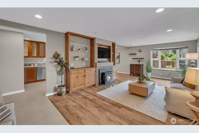 2102 15th Avenue, Milton, WA 98354 - Photo 3