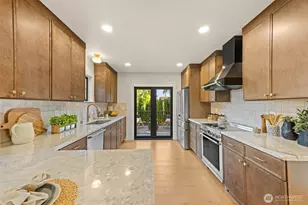 1013 NW 80th St, Seattle, WA 98117 - Photo 7