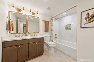 1013 NW 80th St, Seattle, WA 98117 - Photo 23