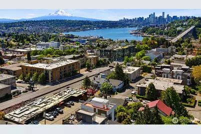 4008 Linden Ave N #A, Seattle, WA 98103 - Photo 31