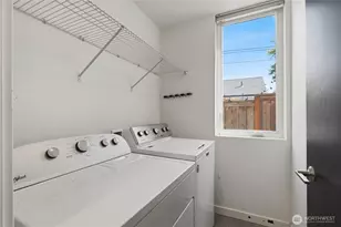 4008 Linden Ave N, Seattle, WA 98103 - Photo 27