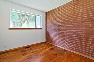 12805 64th Ave S, Seattle, WA 98178 - Photo 19