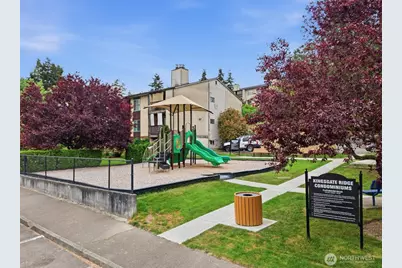 12600 NE 145th Street #G60, Kirkland, WA 98034 - Photo 23