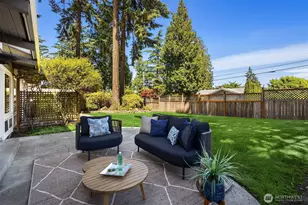 11059 SE 31st St, Bellevue, WA 98004 - Photo 13