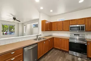 7625 Rushmore Way NE, Lacey, WA 98516 - Photo 9
